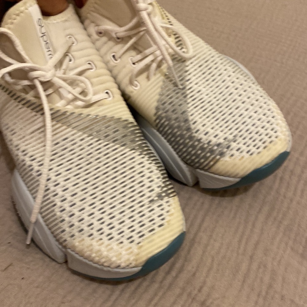 NIKE SUPERREP Off-White and Light Gray Running Shoes. Size 7.5 - Picture 10 of 13